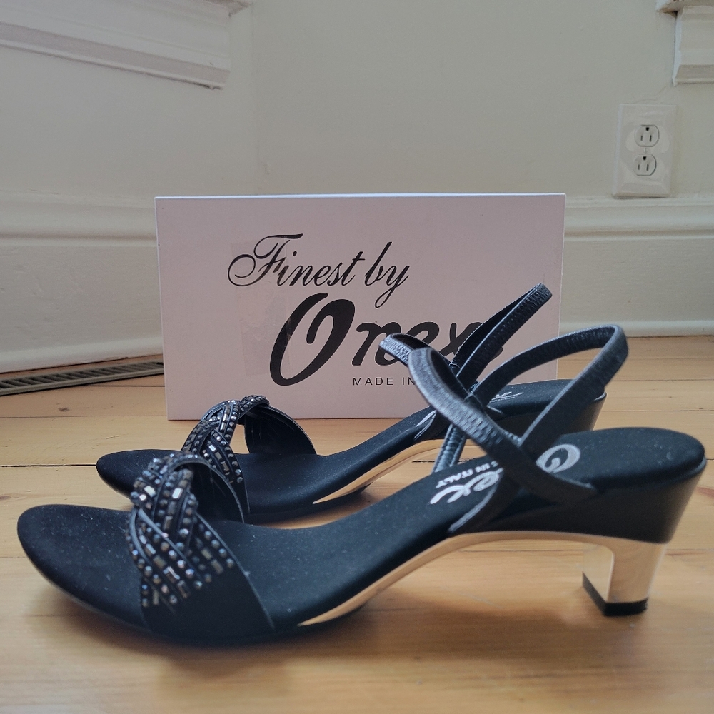 Heels Like new ONEX Made in Italy heels! Beaded Size 10 40 sexy heels. CLEAN - Picture 7 of 11